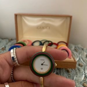 Authentic Gucci watch - needs battery